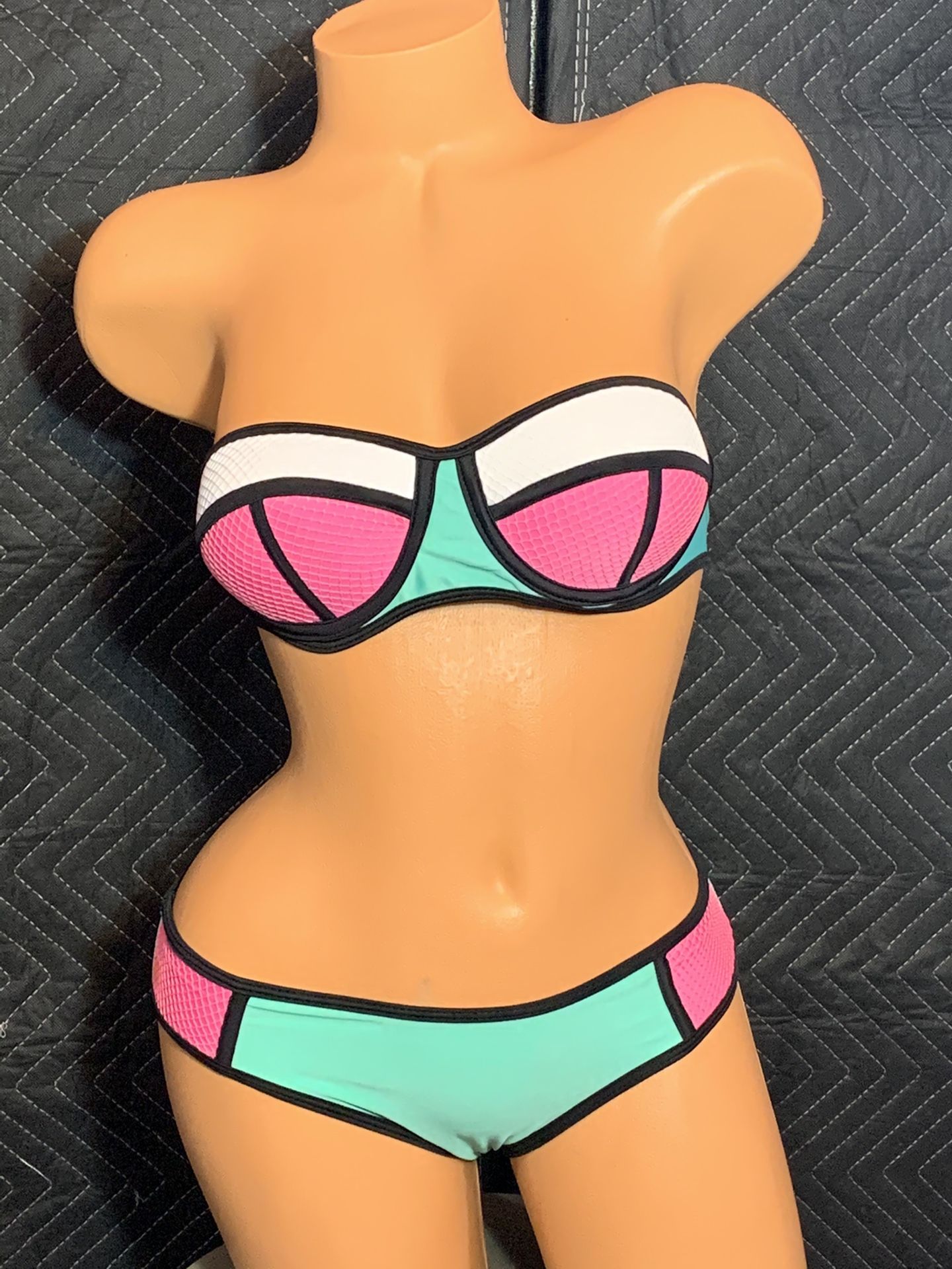 New Pastel Bikini Set w/ Straps