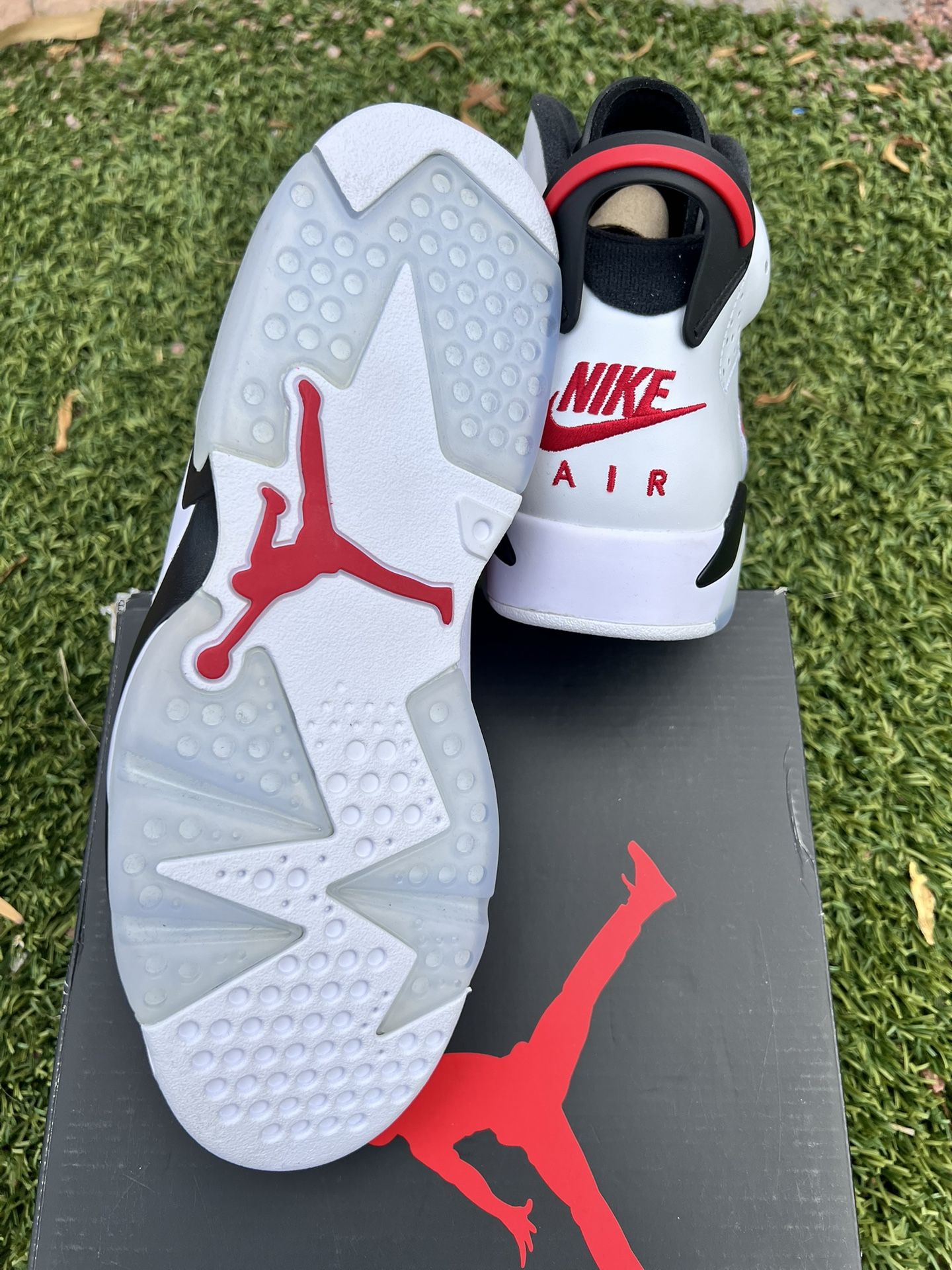 Jordan 12 Retro “Carmine” Size 10