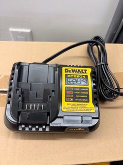 New DEWALT DCB1104 12V/20V Lithium Ion Battery Charger