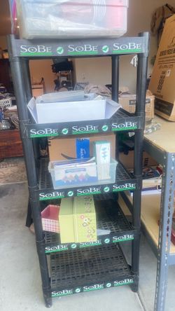 Sobe plastic shelf