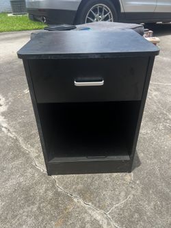 Black Night stand