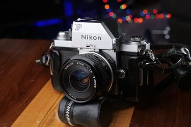 Nikon F Photomic 35mm Film SLR camera OG