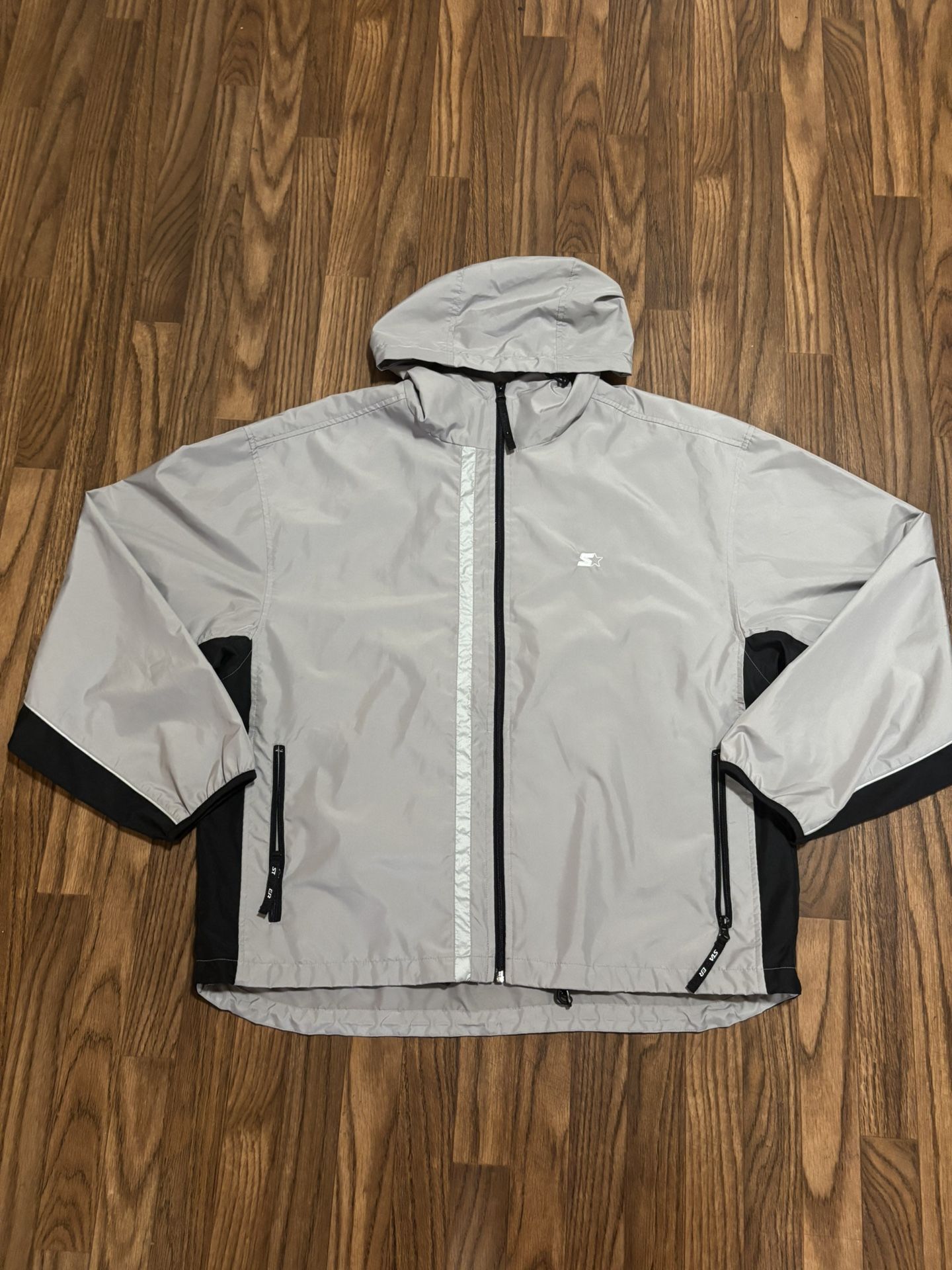 Starter * Classic Full Zip Up Windbreaker With Vented Back * Like NEW * Large
