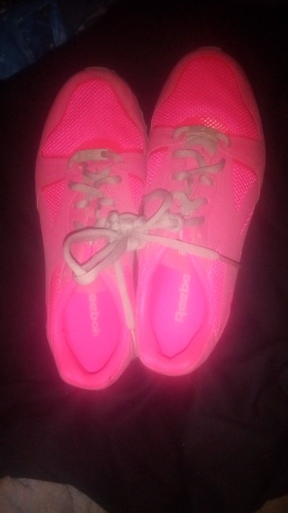 Neon Pink Woman's Reebok Size 6