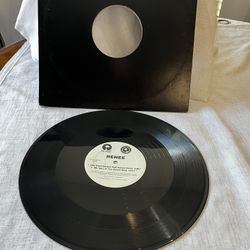 🎶 RENEE – Mr. Sex L.B. Fam Version / One Dread One Ball Head – 12” Vinyl 1996 Island