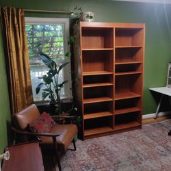 MCM Mid Century Modern Bookshelf / Teak Veneer