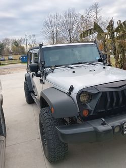 2010 Jeep Wrangler 3.8 Motor Miles 156 Tiene Automatic