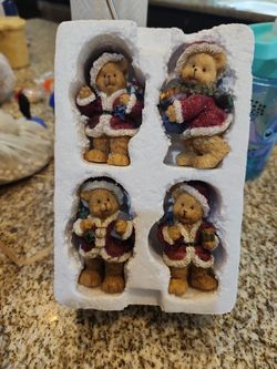 Home Interiors 4 Piece Christmas Bears Brand New Asking 10