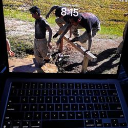 13.3 Inch M3 Macbook Air 8gb Ram 256gb SSD
