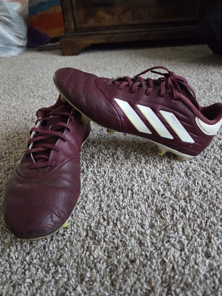 Adidas Cleats Size 8.5