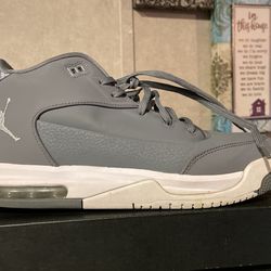 Nike Jordan 6.5 Grey Paid 120.00