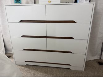 Dresser 8 drawers