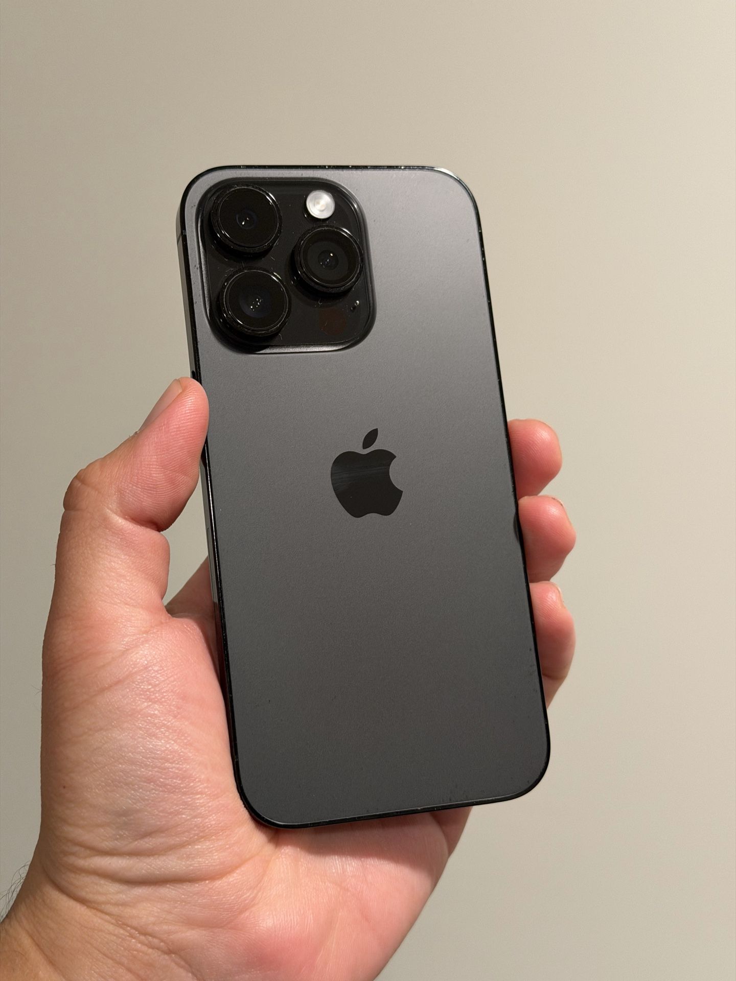 iPhone14pro256 Apple iPhone 14 Pro, 256GB, Space Black - Unlocked