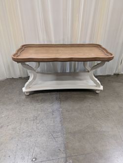 Two-Tone Scalloped Tray Coffee Table with Shelf
