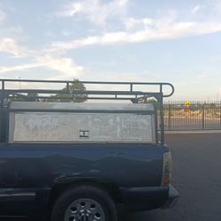 Utility Topper Camper