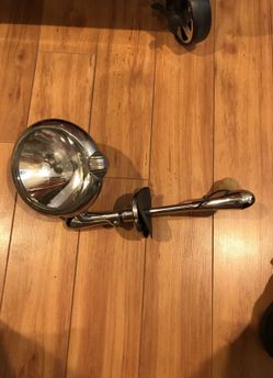 Unity mfg co spot light. Model s6.