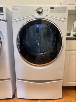 Whirlpool Duet Electric Dryer with Pedestal
