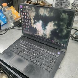 Alienware M15 R5 Ryzen