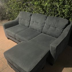 Modern Ashley Furniture Sectional Couch – Reversible Chaise – Like New