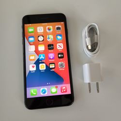 iPhone 8 Plus - UNLOCKED - Like New 