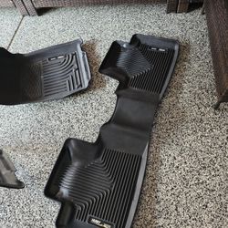 Husky Jeep Cherokee Floor Matt's 