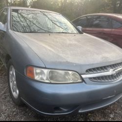 2000 Nissan Altima