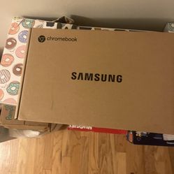 Samsung Chrome book Laptop 