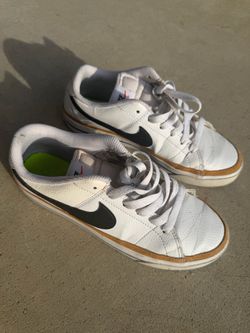 Women’s Nike 7
