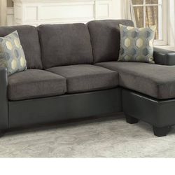 Reverse Sectional 8401GY