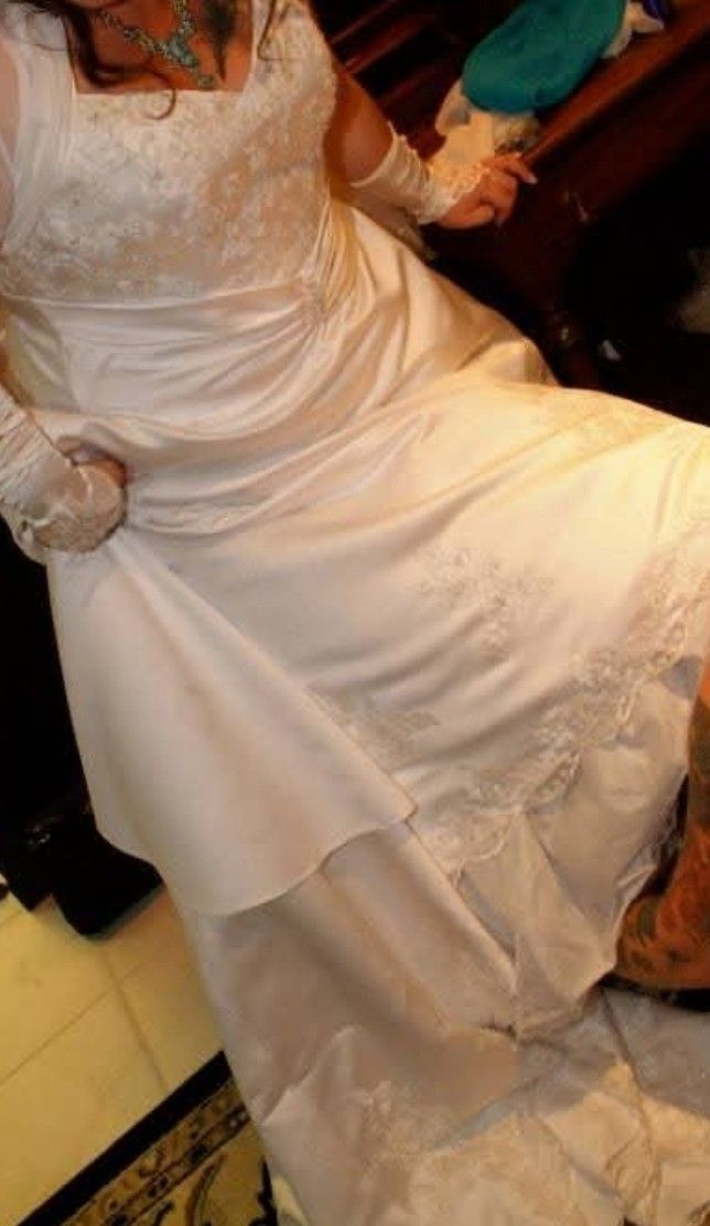 David's Bridal Wedding Dress Size 16-18