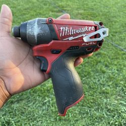 Milwaukee Impact Driver 