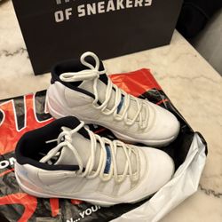 Air Jordan XI “ Legend Blue  OG “ 