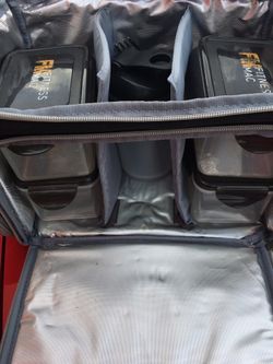 Fitness Mac cooler with drink cup n 4 containers