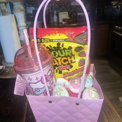Hello kitty Easter basket 