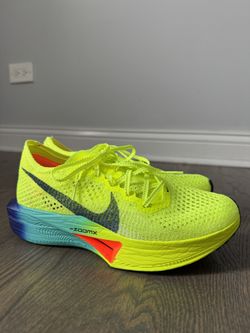 Nike Vaporfly 3 (Volt/Blue/Green) SIZE 8