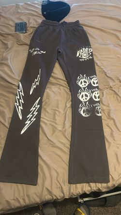 Nova Men Stacked Sweats