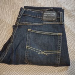 Men's Size 34*32 Signature By Levi Strauss Jeans 👖