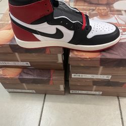 Jordan 1 Black Toe size 13M