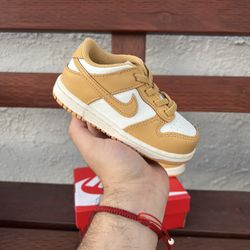 Nike Dunk Low Honeycomb Size 8C - Read Description 