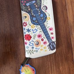COCO…, NEW… DISNEY