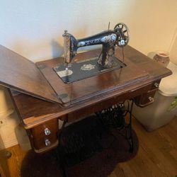 Sewing Machine 