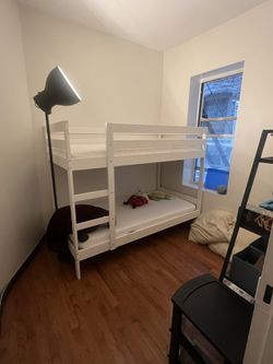 Bunk Bed + 2 Mattresses