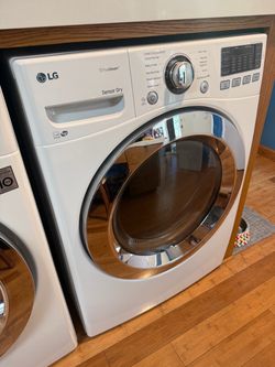LG Front Load Gas Dryer - WHITE