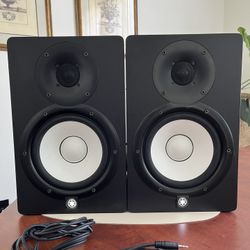 Pair Yamaha HS7 Monitor Speakers