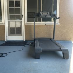 Treadmill 