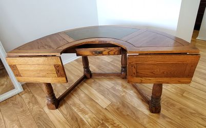 Antique Oak Horseshoe Desk