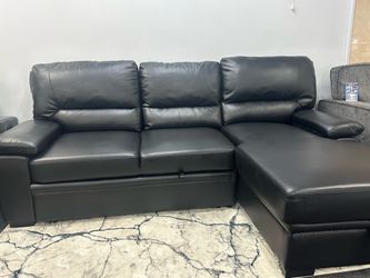 Beautiful Black Pull Out Sleeper Sectional $699