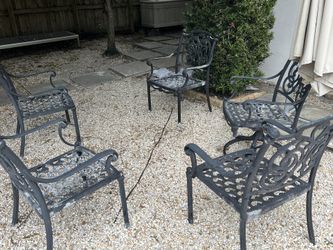 Iron Chairs And Cushion 5 Units