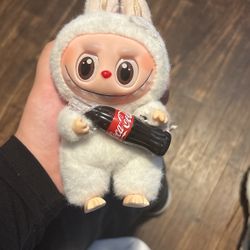 Fake Labubu Coca Cola 