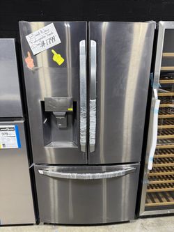 Brand new  LG 36 in. 28 cu. ft. 3-Door French Door Refrigerator with Ice and Water with Single Ice in Black Stainless Standard Depth